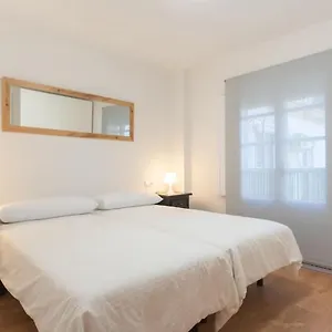 https://apartoyou-plaza-de-toros.es-andalucia.com